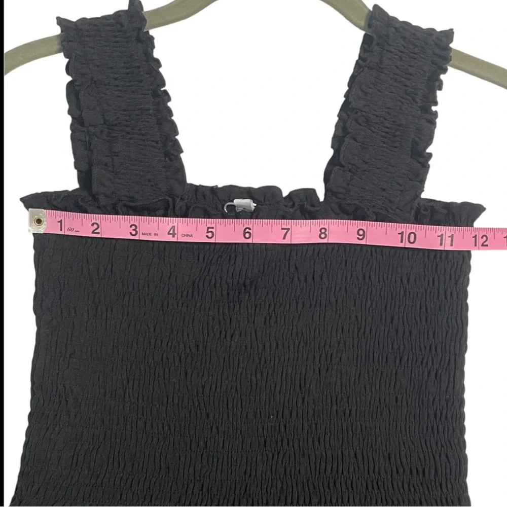 Black Sleeveless Romper - Picture 7 of 11